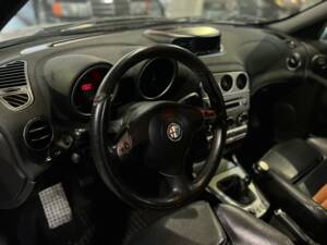 Imagen 24/62 de Alfa Romeo 156 3.2 V6 GTA (2005)
