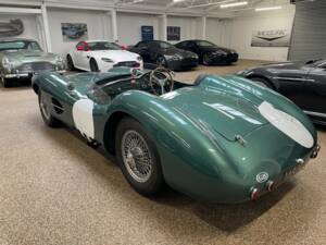 Bild 8/9 von Aston Martin DBR1 (2017)