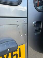 Image 38/50 of Land Rover Defender 90 (2011)