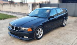 Image 9/47 of BMW 318is &quot;Class II&quot; (1994)