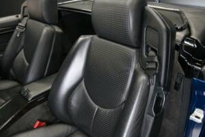 Image 22/49 of Mercedes-Benz SL 500 (2000)