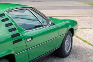 Image 12/27 of Alfa Romeo Montreal (1972)