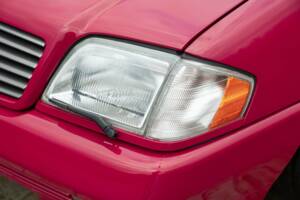 Image 17/50 of Mercedes-Benz SL 600 (1994)