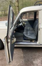 Image 10/18 of Peugeot 403 Familiale (1958)