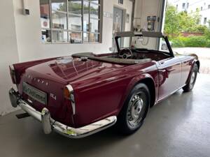 Image 5/26 of Triumph TR 4 (1965)