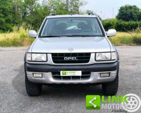 Imagen 1/10 de Opel Frontera 2.2i (2000)