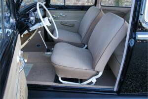 Image 45/50 of Volkswagen Beetle 1200 Standard "Oval" (1955)