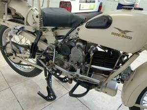 Image 30/36 of Moto Guzzi DUMMY (1976)