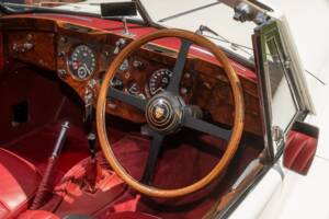 Image 50/58 of Jaguar XK 140 SE DHC (1955)