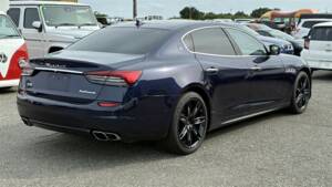 Image 4/53 of Maserati Quattroporte GTS (2013)