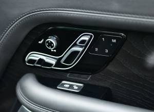 Image 20/50 of Land Rover Range Rover Vogue SDV8 (2019)