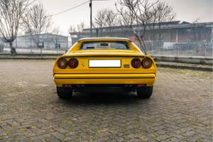 Afbeelding 3/5 van Ferrari 328 GTS (1988)