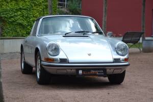 Immagine 4/31 di Porsche 911 2.2 S (1971)