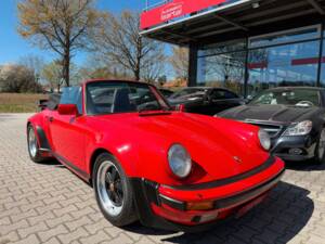 Imagen 8/35 de Porsche 911 Carrera 3.2 (1985)