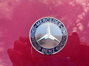 Image 13/30 of Mercedes-Benz 300 SL-24 (1992)