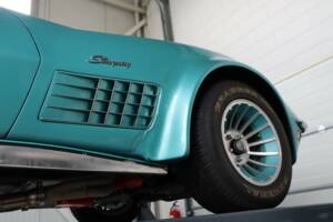 Image 35/50 of Chevrolet Corvette Stingray (1972)