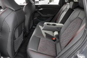 Bild 7/8 von Audi Q6 e-tron quattro (2024)