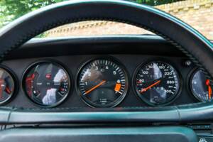 Afbeelding 48/50 van Porsche 911 Carrera 3.2 (1988)