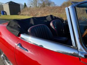 Image 40/62 of Jaguar E-Type (1969)