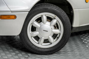 Immagine 4/50 di Mazda MX-5 1.6 (1995)