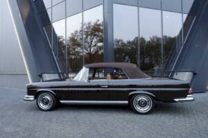 Bild 6/36 von Mercedes-Benz 280 SE 3,5 (1970)