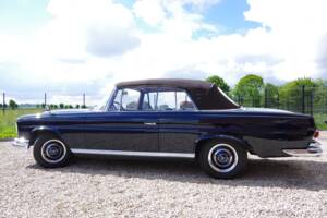 Afbeelding 12/32 van Mercedes-Benz 250 SE (1967)