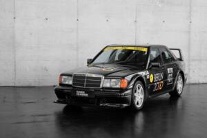Imagen 3/50 de Mercedes-Benz 190 E 2.5-16 Evolution II (1990)