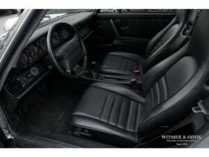 Bild 2/23 von Porsche 911 Carrera 4 (1993)