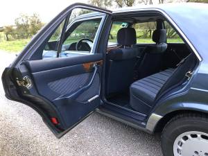 Afbeelding 14/26 van Mercedes-Benz 280 SE (1983)