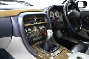Image 47/50 of Aston Martin DB 7 GT (2004)