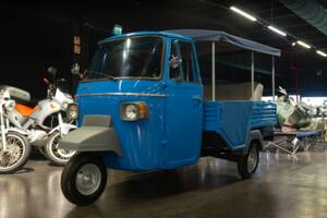 Bild 2/29 von Piaggio Vespa APE 600 MP (1976)