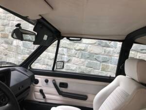 Immagine 8/22 di Volkswagen Golf Mk I Convertible 1.8 (1989)