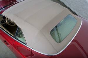 Image 14/20 of Jaguar XK (2010)