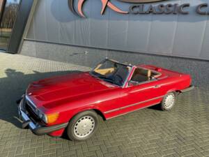 Image 3/36 de Mercedes-Benz 560 SL (1987)