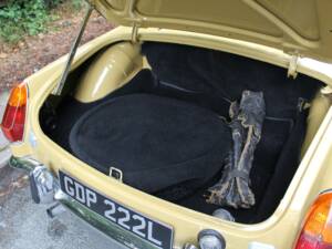 Immagine 16/16 di MG MGB (1972)