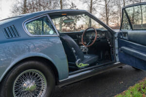 Image 33/57 de Aston Martin DBS Vantage (1969)