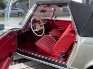 Imagen 8/22 de Mercedes-Benz 280 SL (1969)