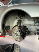 Immagine 23/34 di Porsche 911 Carrera (1996)
