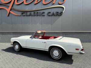 Immagine 15/50 di Mercedes-Benz 280 SL (1968)