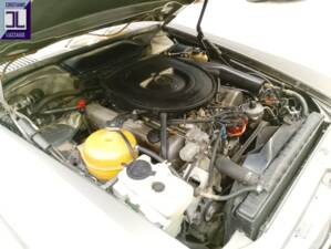 Bild 40/60 von Mercedes-Benz 380 SL (1982)