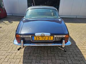 Bild 4/18 von Jaguar XJ 12 L (1978)