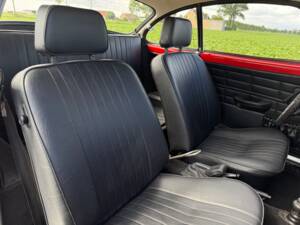 Bild 43/78 von Volkswagen Karmann Ghia 1600 (1970)