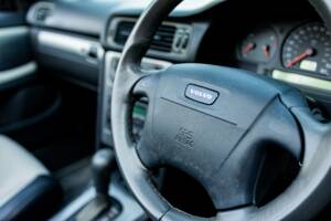 Image 38/48 of Volvo C70 2.0 T (2001)