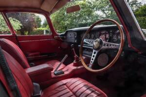 Imagen 6/30 de Jaguar E-Type (2+2) (1970)