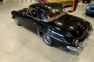 Image 17/43 of Mercedes-Benz 190 SL (1962)