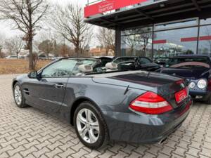 Bild 3/30 von Mercedes-Benz SL 350 (2008)