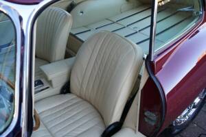 Imagen 8/50 de Jaguar E-Type (1968)
