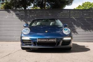 Image 16/54 of Porsche 911 Carrera GTS (2011)