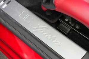 Image 30/50 of Alfa Romeo 8C Spider (2010)