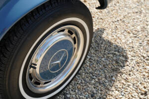 Image 18/50 of Mercedes-Benz 280 SL (1968)